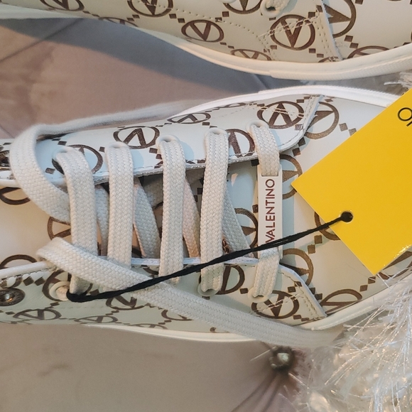 Valentino Shoe.. - Picture 5 of 15